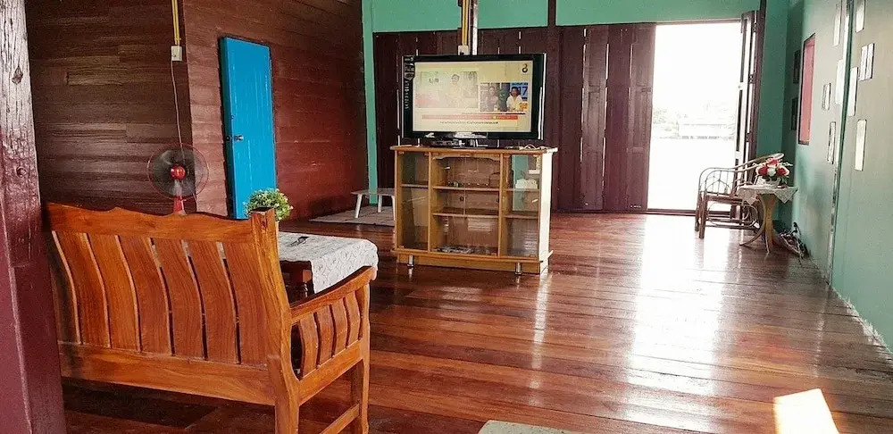 Blue House Homestay