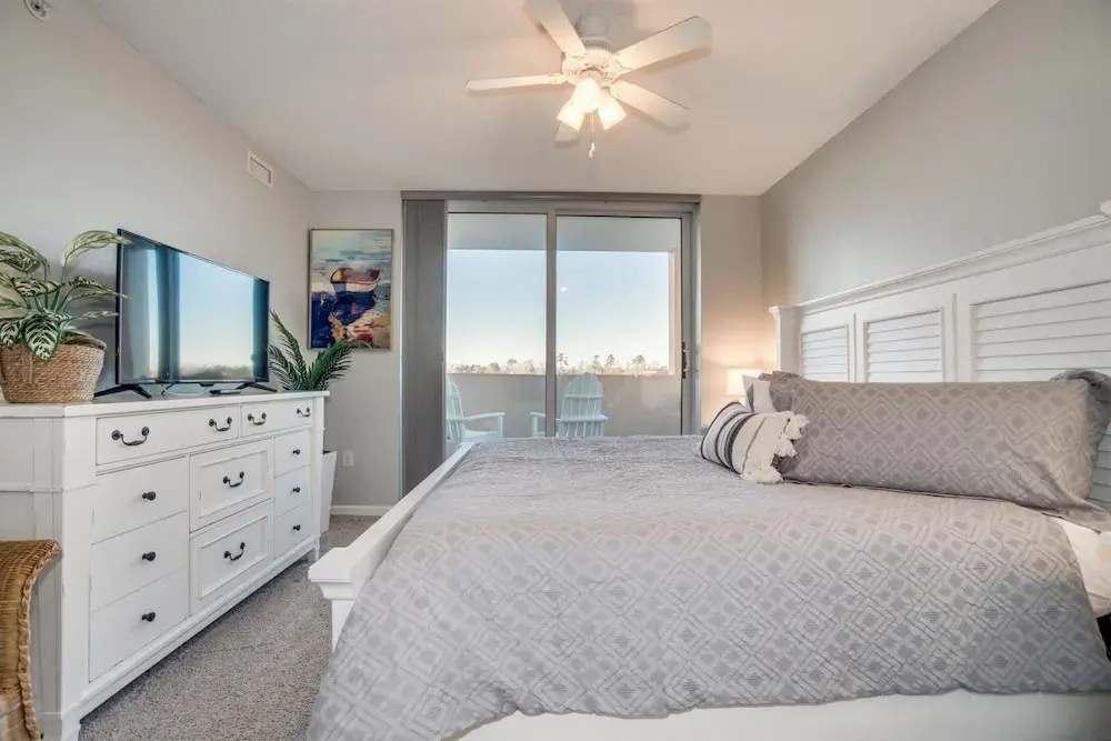North Tower 401