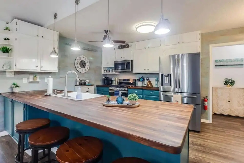 The Gulf Breeze Getaway