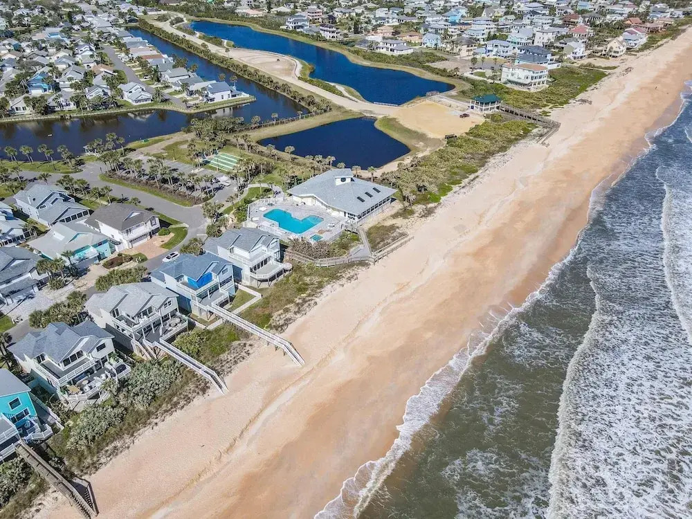 Sea Colony Cottage - Beachside Cottage in Beachfront Community w Pool