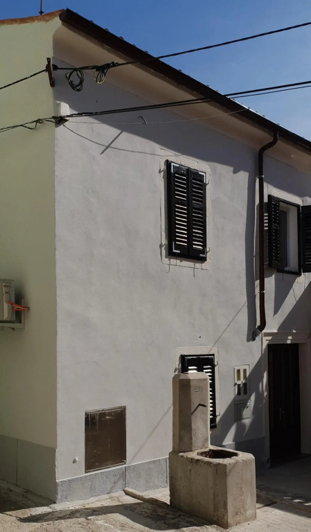 Stone wall apartments Izola