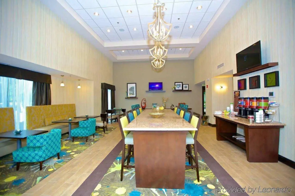 Hampton Inn and Suites Adairsville/Calhoun Area