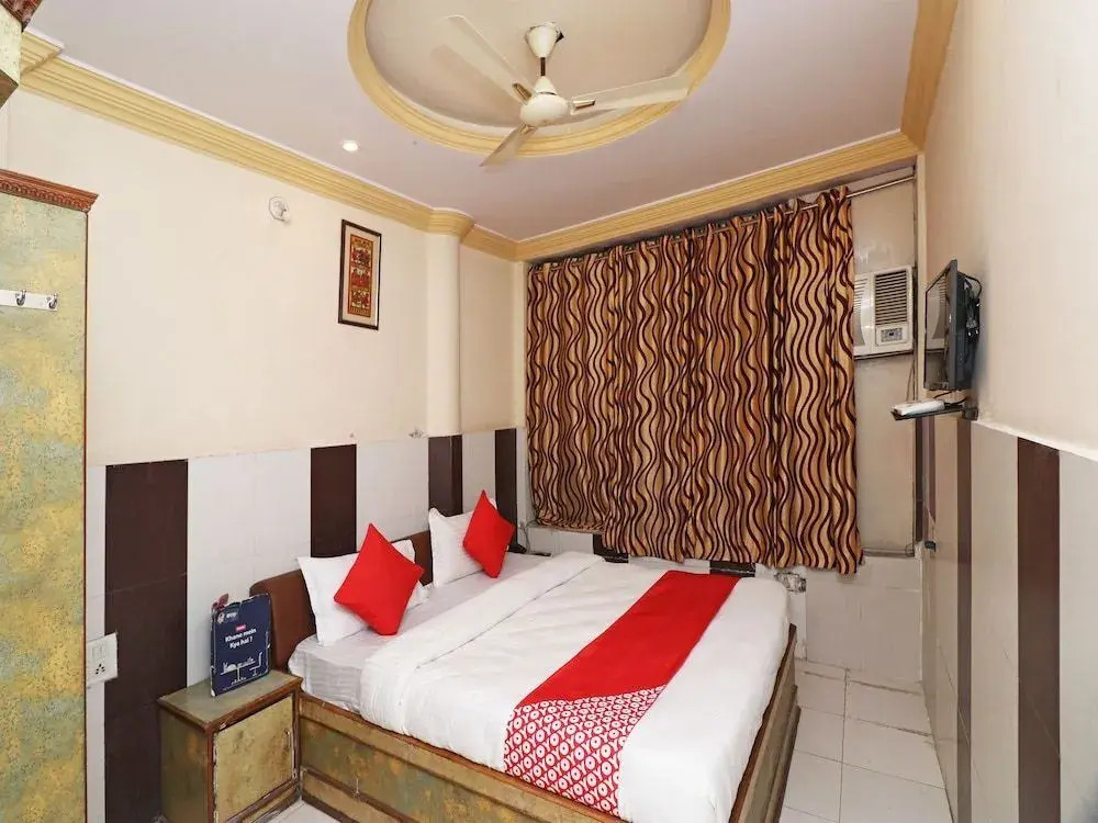 Hotel Golden Bangla by OYO Rooms