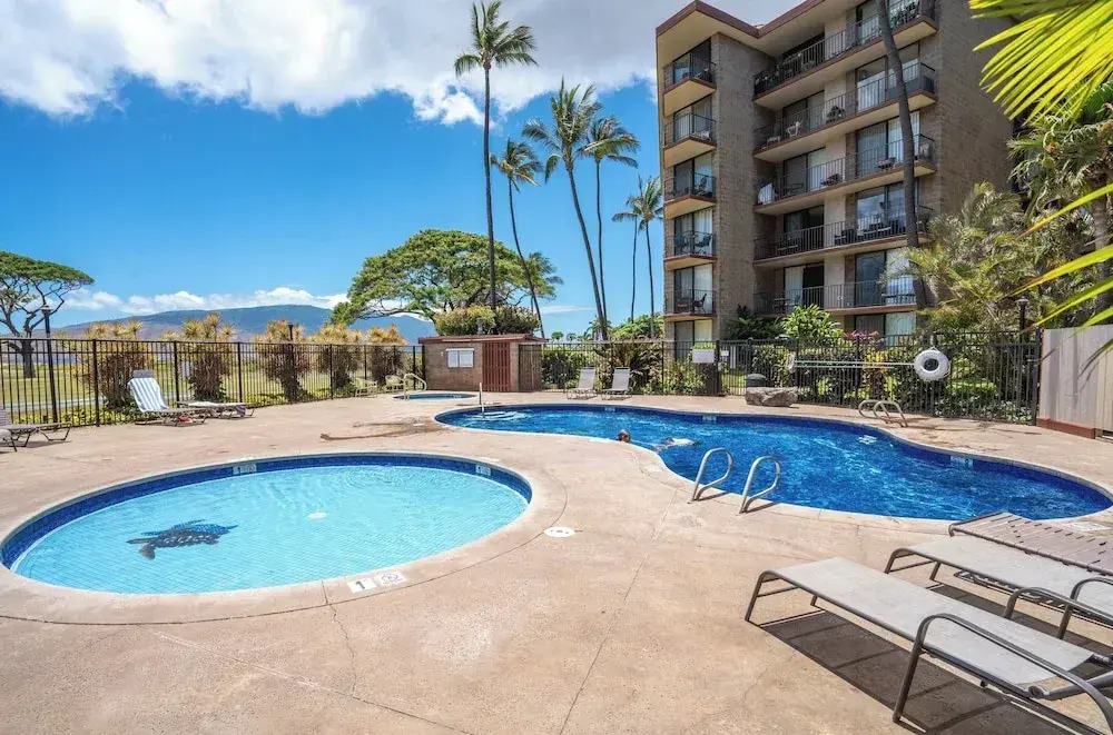 Sunny and Soothing Oceanfront Vistas