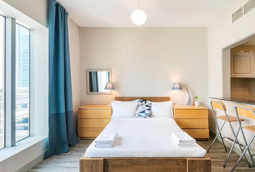Driven Holiday Homes  Icon Tower 2 JLT