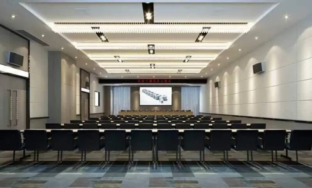 Shuangfa Hotel (Chengdu East Station)