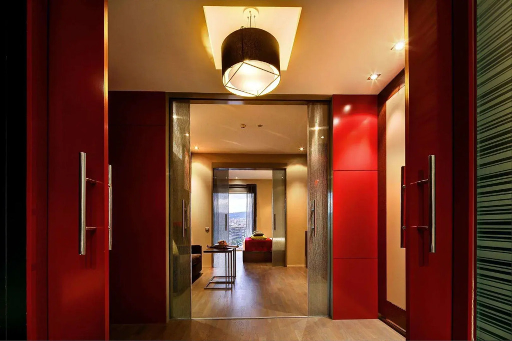 Olivia Plaza Hotel