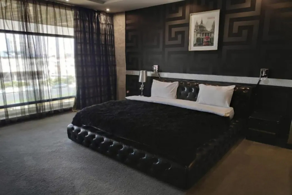 Bella Roma Hotel