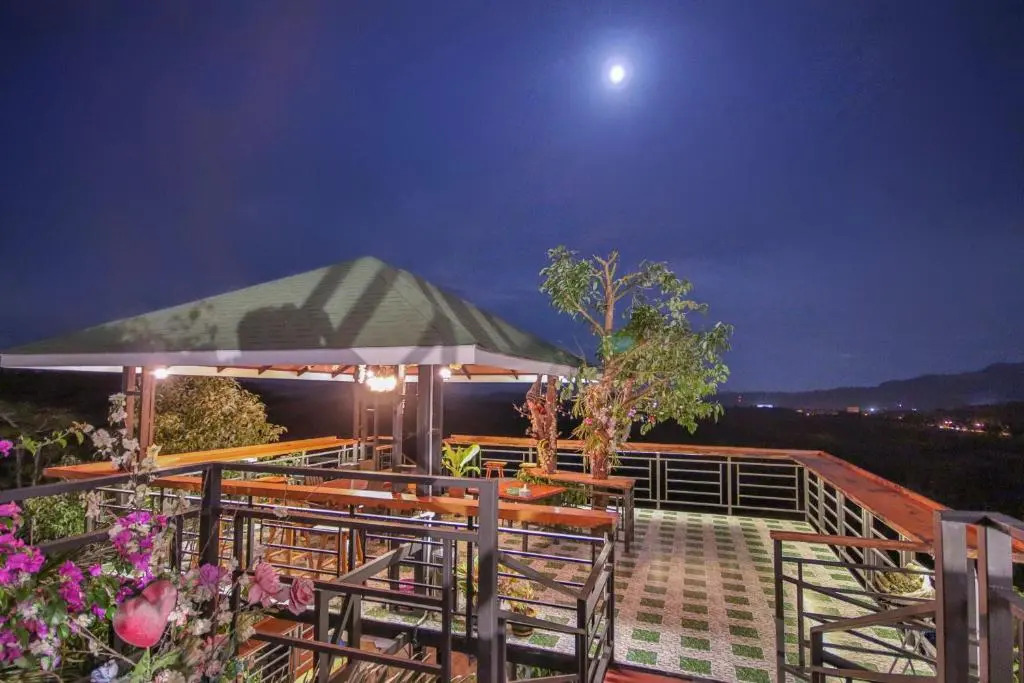 Happy Mountain Airport Resort