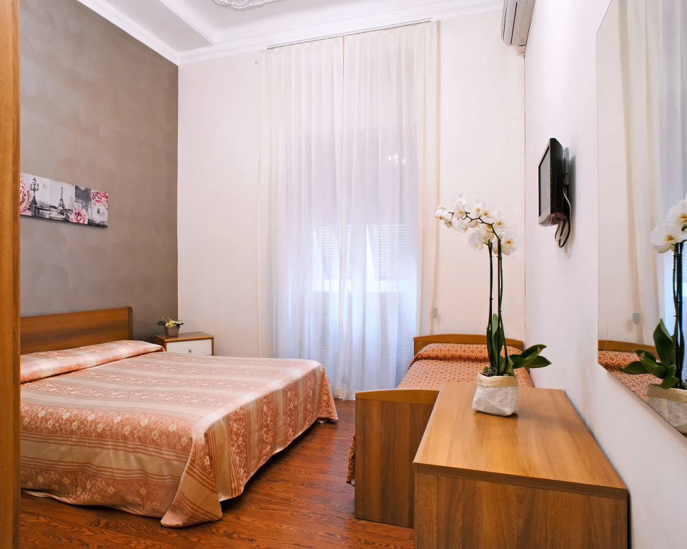 Via Marsaglia rooms