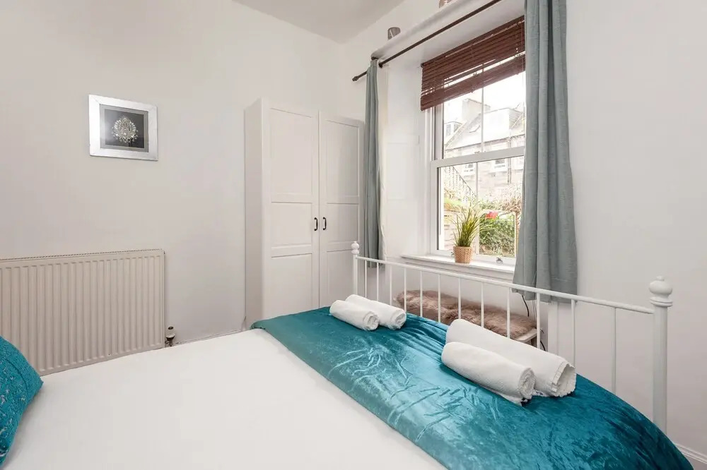 412: Regent Place apartment