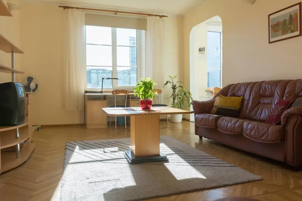 Gonsiori 3 City Center Apartment