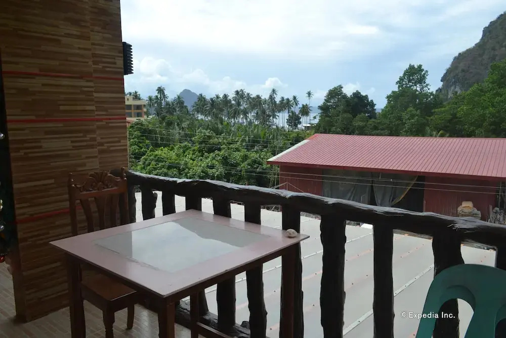 Jurias Garden Hotel