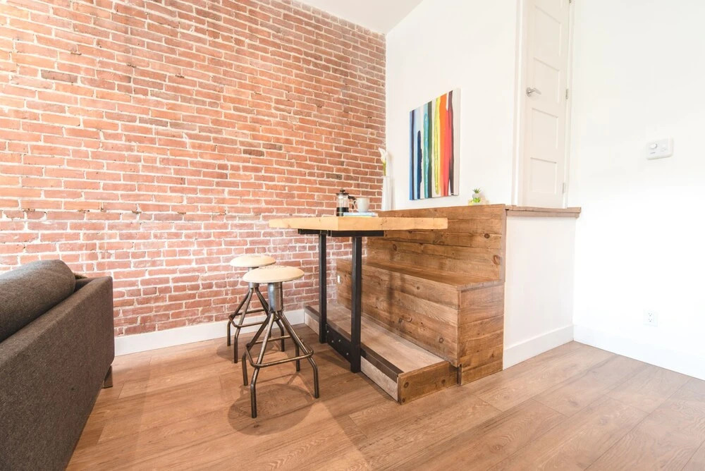 LikeAHotel-Ste Catherine/Downtown Montreal
