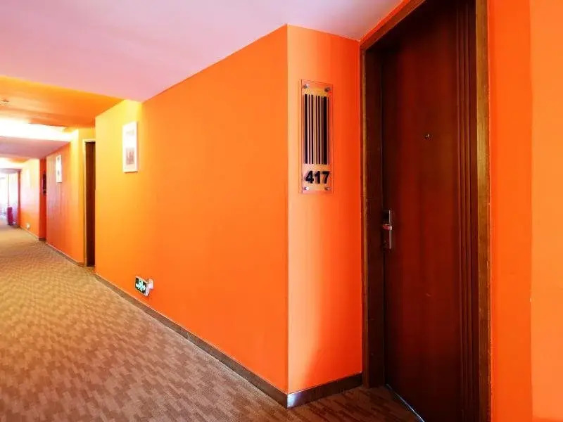 Gangding Garden Inn
