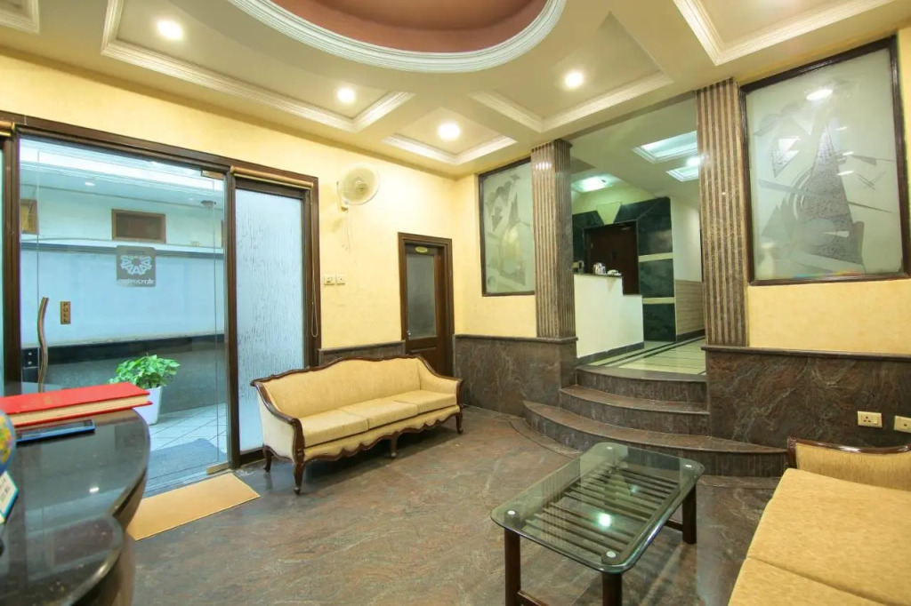 Fabhotel Staywell