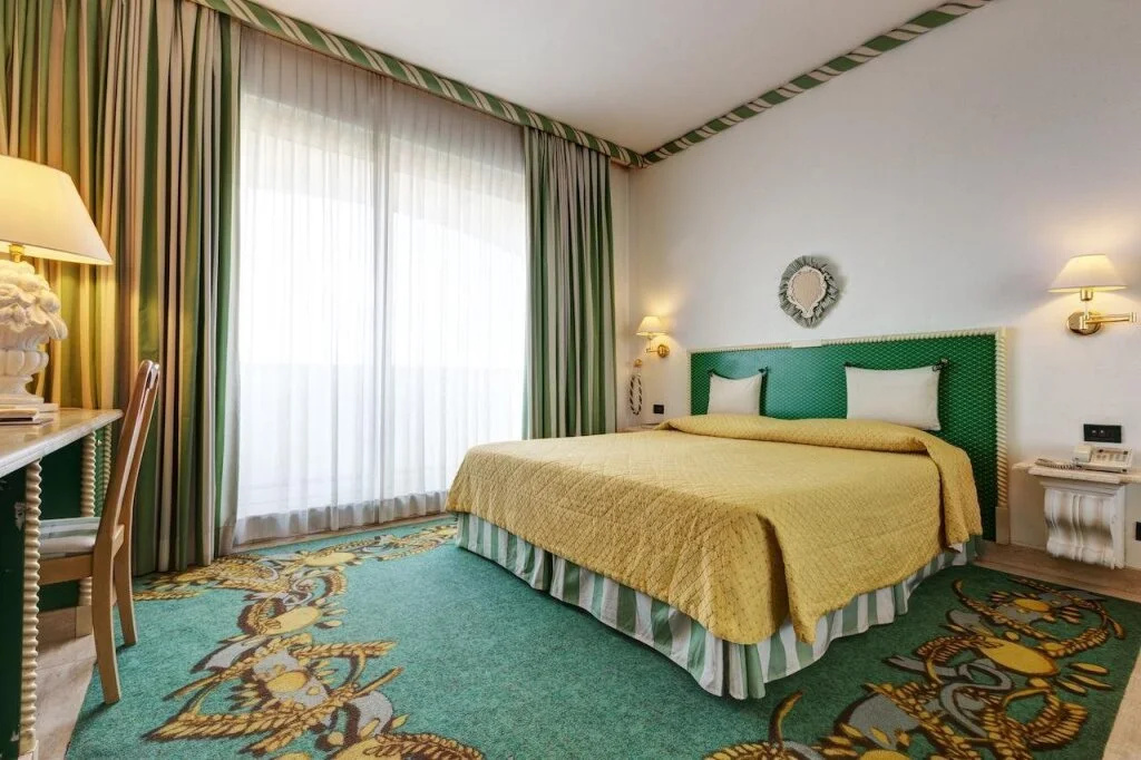 Aris Garden Hotel