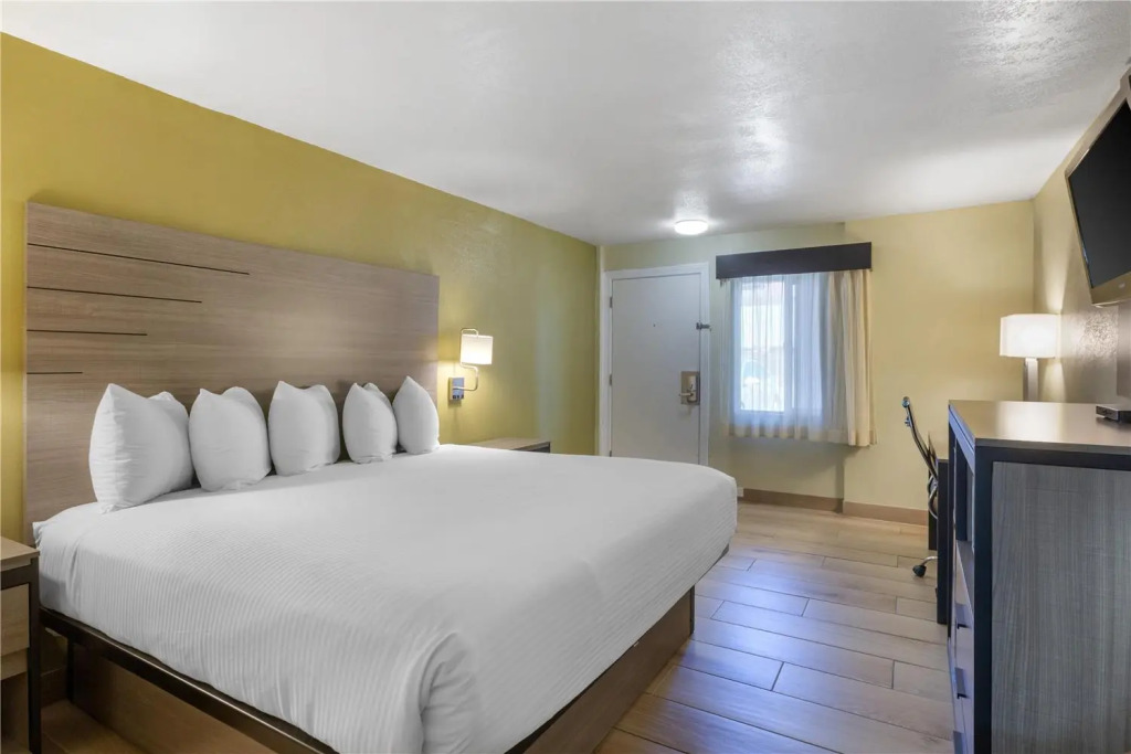 SureStay by Best Western Chambers Petrified Forest