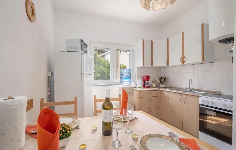 Awesome Home in Klenovica With 2 Bedrooms and Wifi