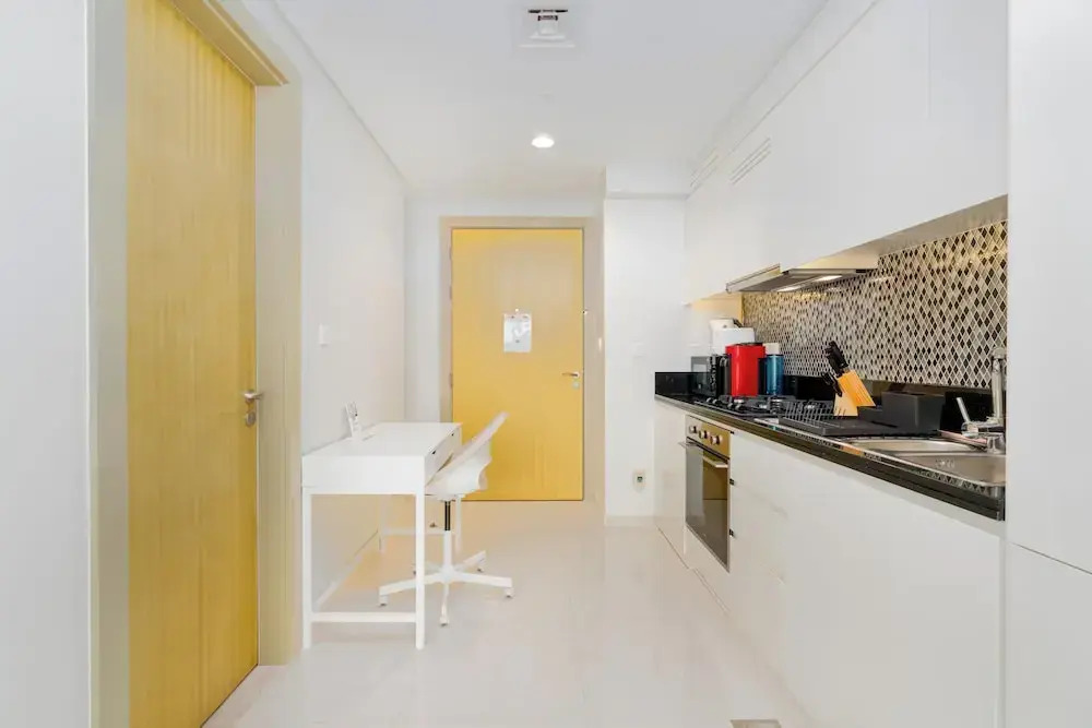 Lux BnB Aykon City I Skyline Canal Views