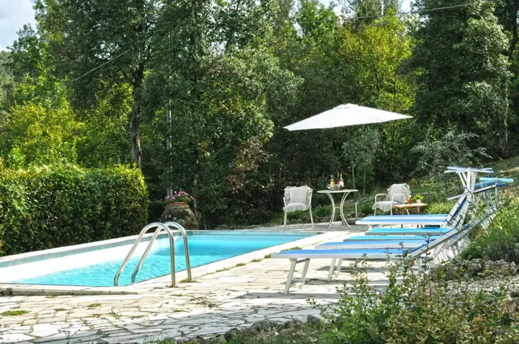Casa al Bosco private pool in the wood