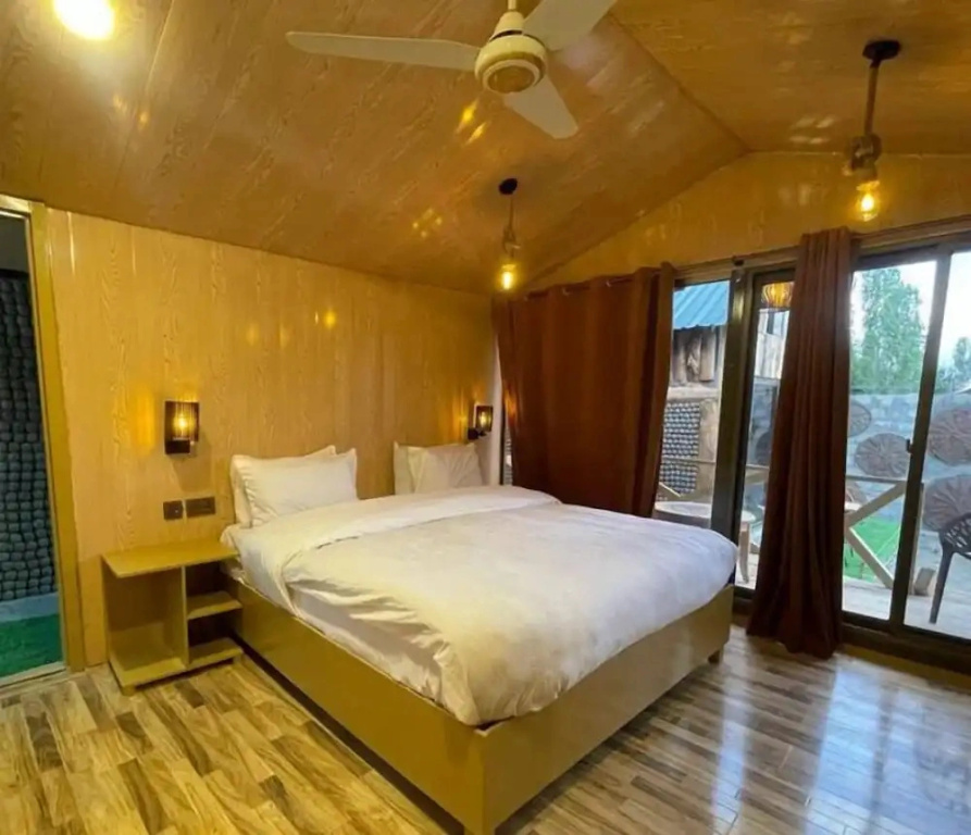 Ayash Resort