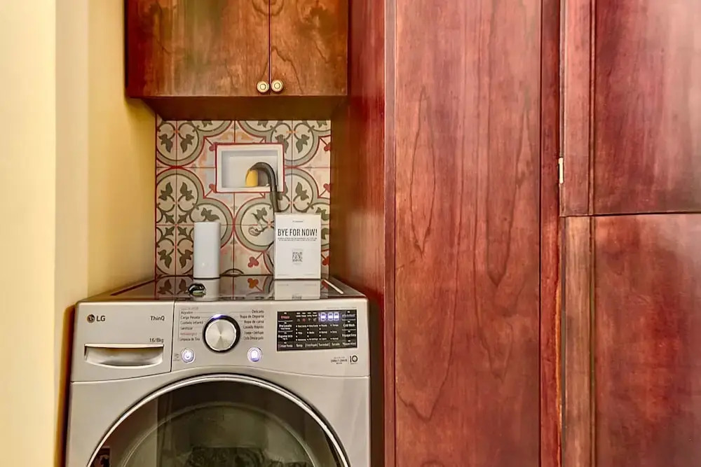 Chic 4BR Getaway in Vibrant La Candelaria
