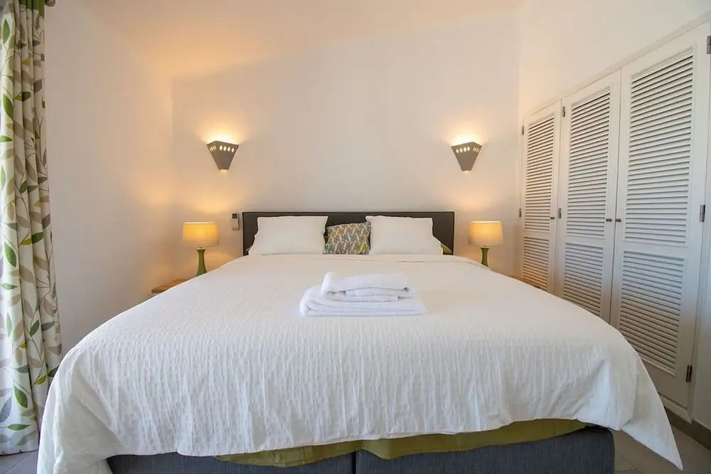 Lavanda Magnificent Five Bedroom Villa in Carvoe