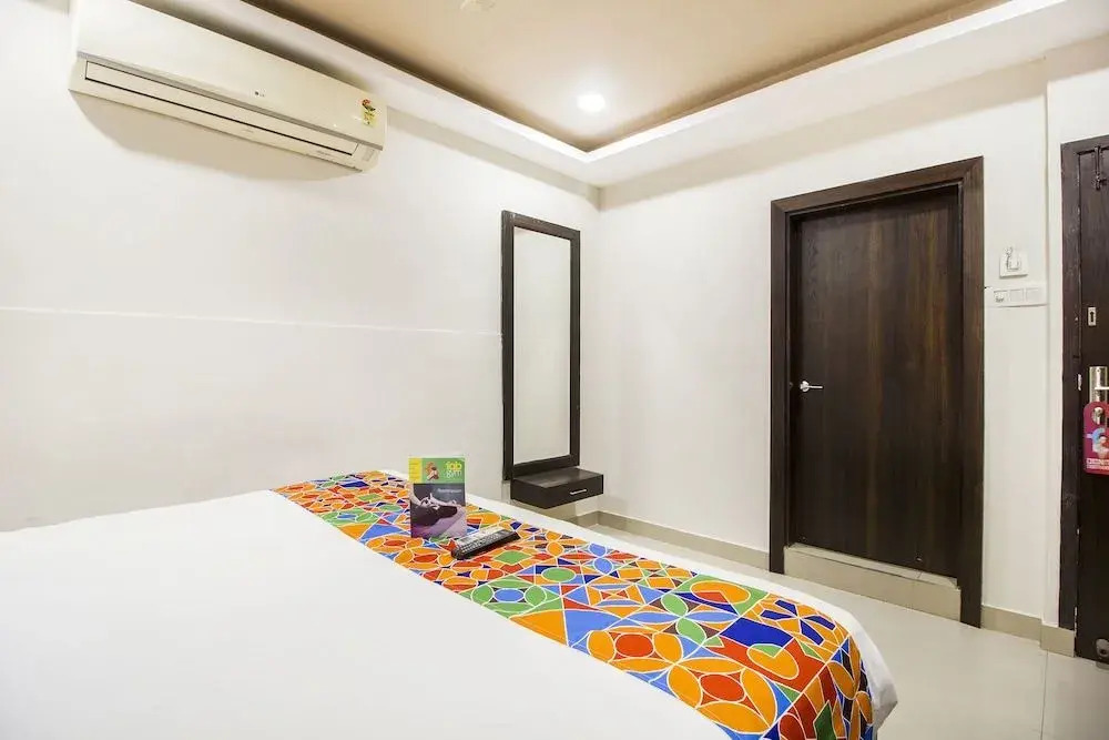 FabHotel Park Heights