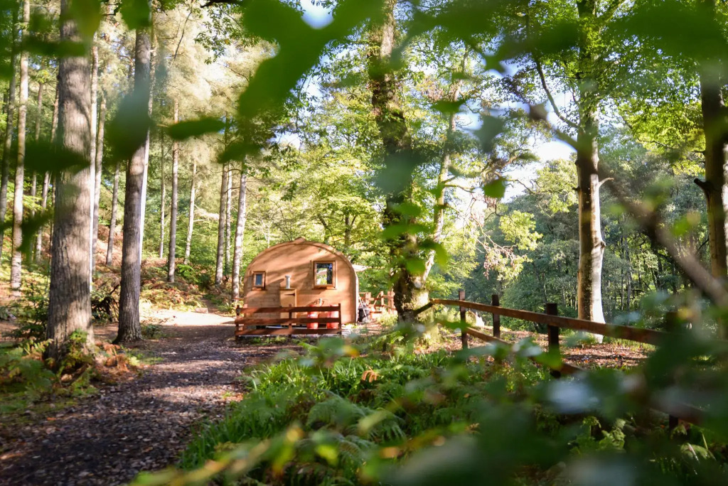 Broomhills Farm River Eco Pods