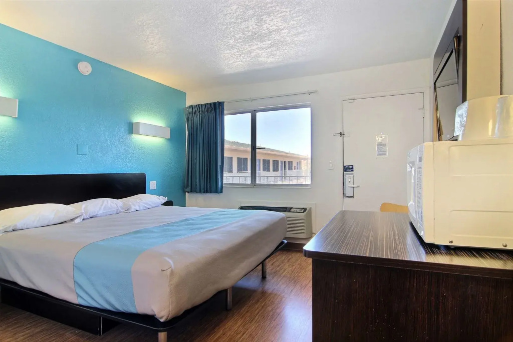 Motel 6-Carlsbad, NM