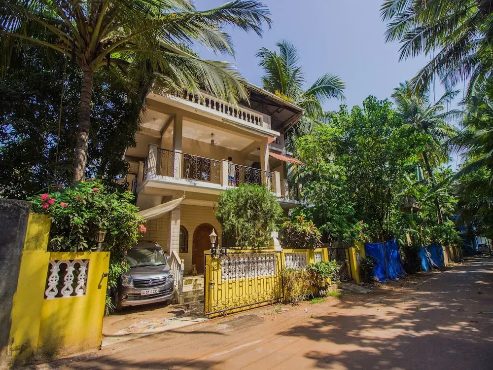 OYO 12836 Home Peaceful 2BHK Taleigao