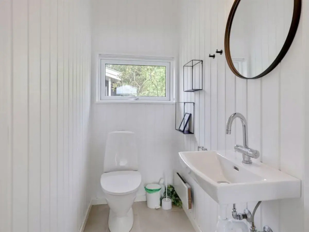 Holiday Home Botolphus - 20m from the sea by Interhome