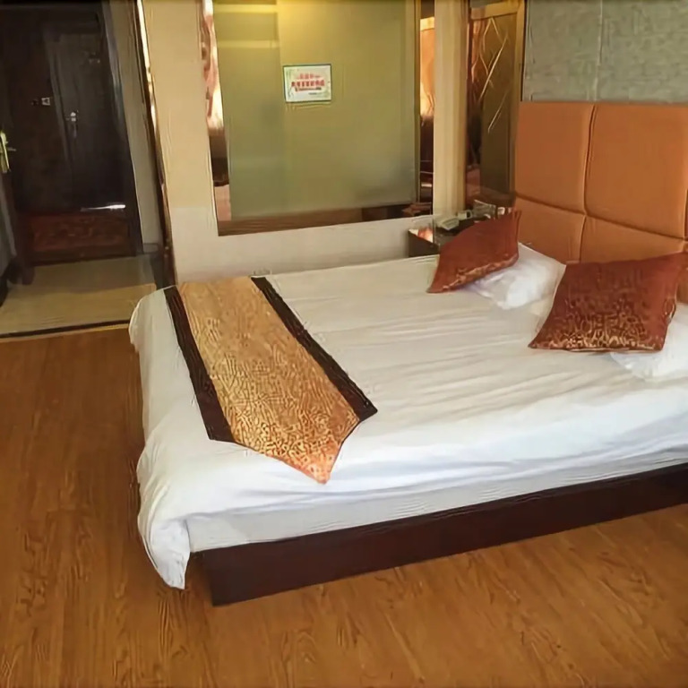 York Chain Hotel