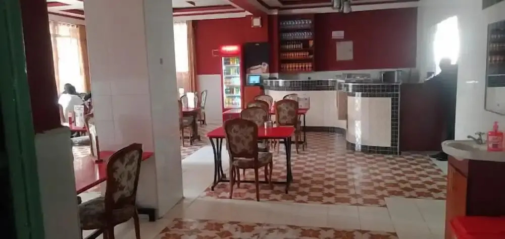 Sweet Bargain Hotel