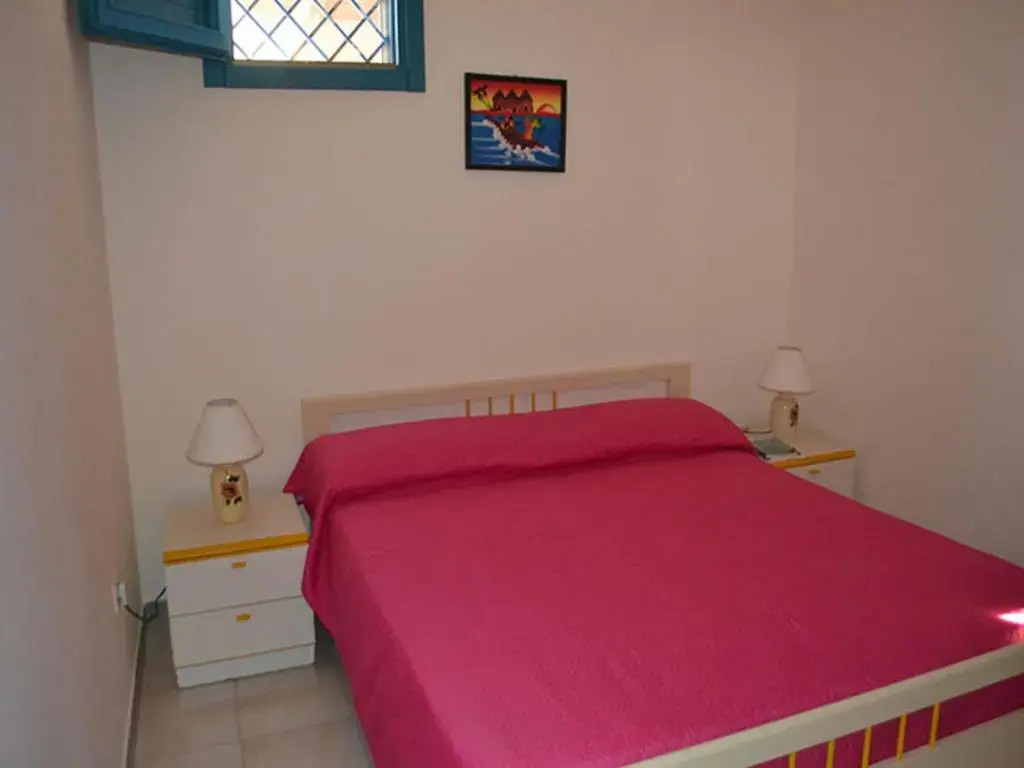 Villa with shady garden and air conditioning in Torre dellOrso