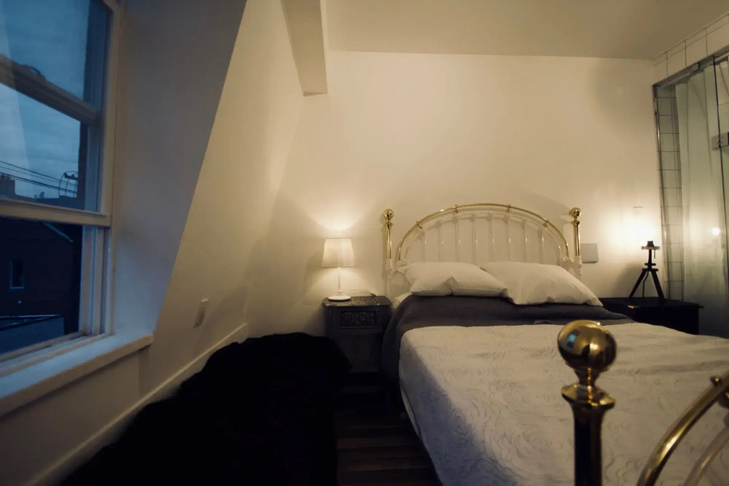 Queen Nest Hotel