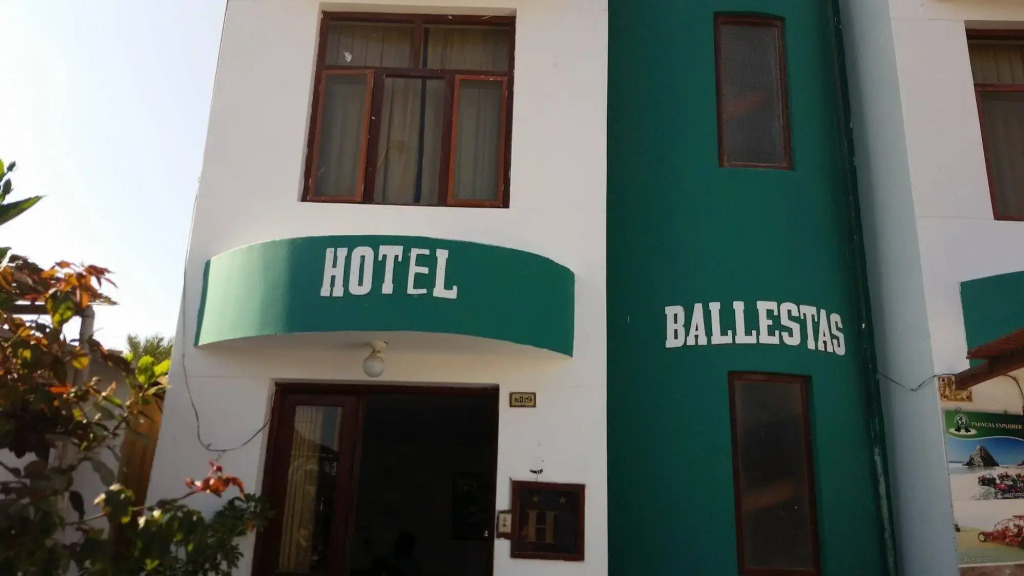 Paracas Hotel Ballestas Island