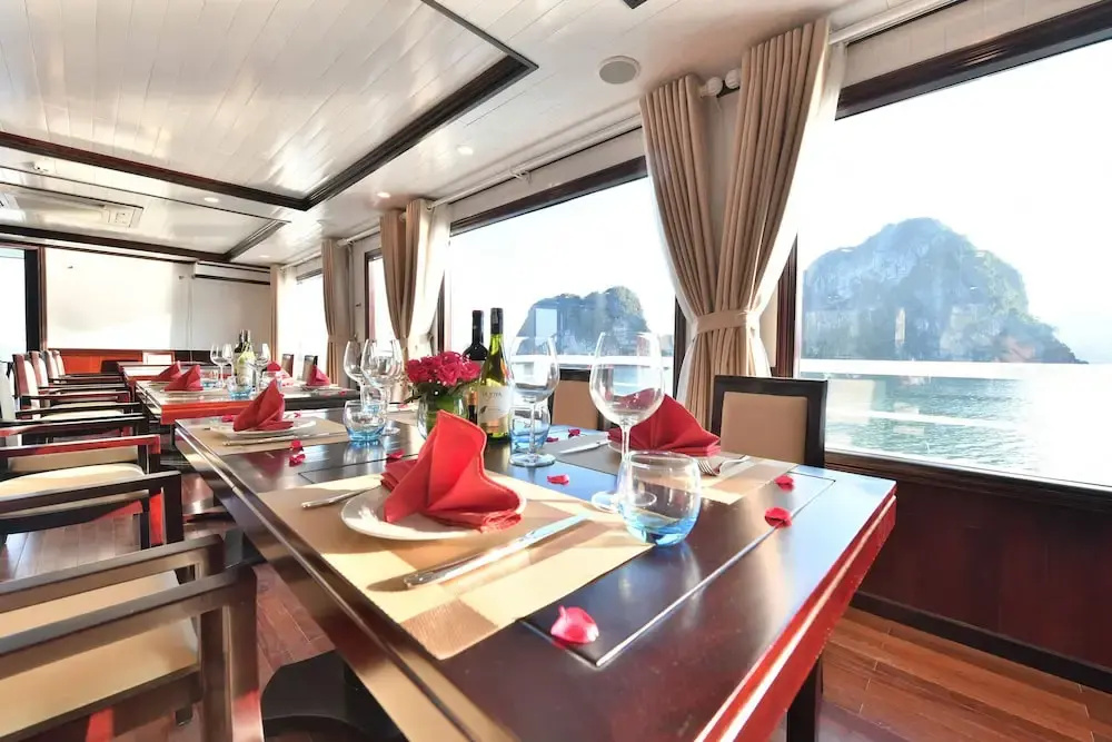 Halong Sapphire Cruise