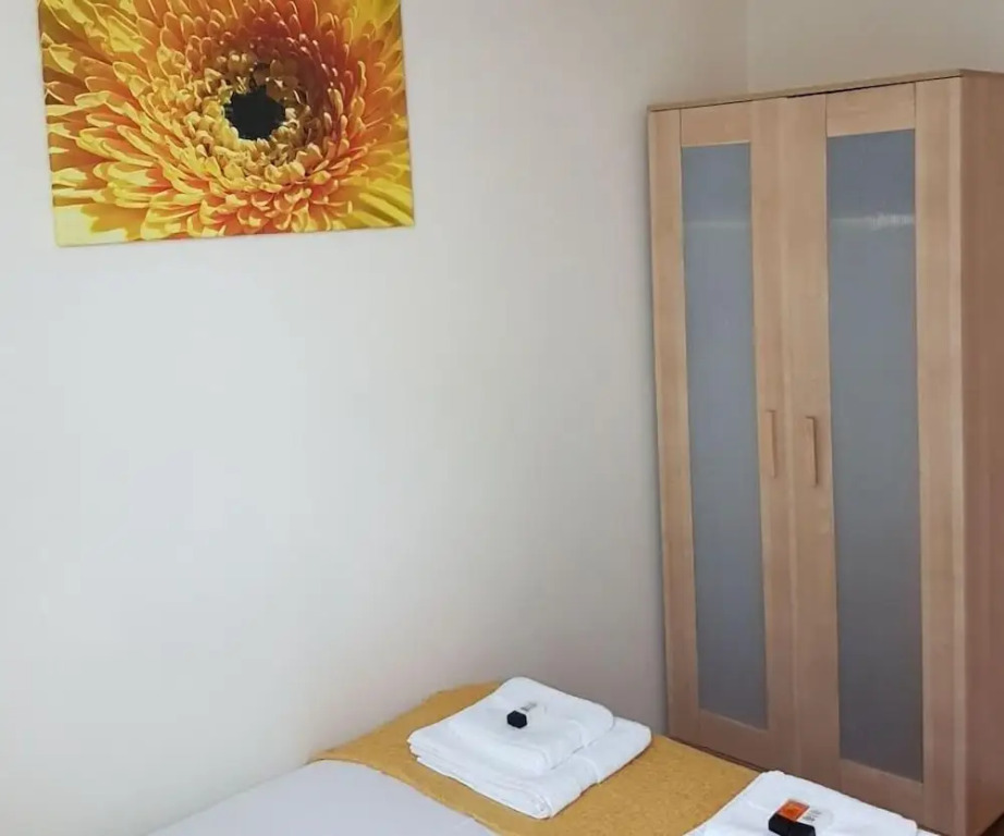 45 Brooklyn House - Lap of Luxury City Centre Apartments in Hub - Parking, City View