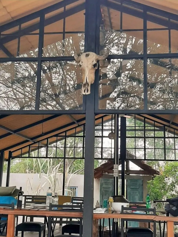 Elephant Lodge