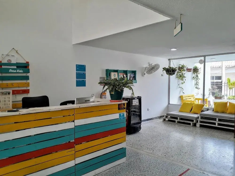 Bona Vida Hotel