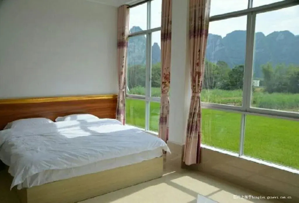 MingShi Red Bean Restaurant HomeStay