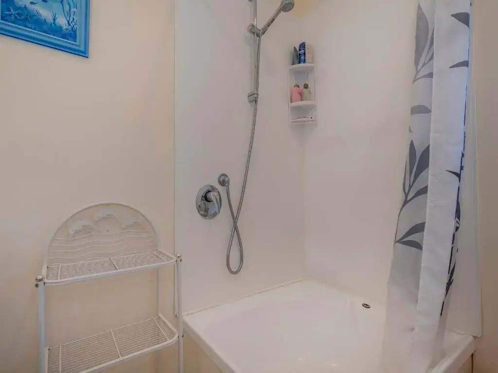 Harbour View Haven - Pauanui Holiday Home