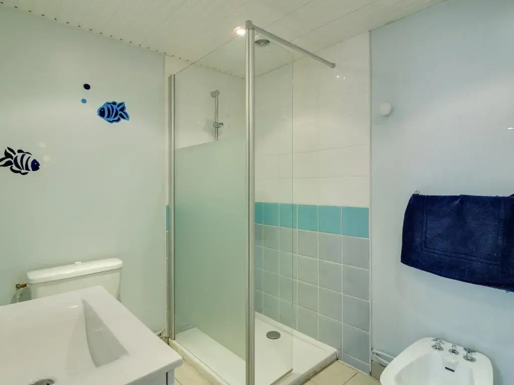 Appartement Cauterets, 2 pièces, 4 personnes - FR-1-401-150