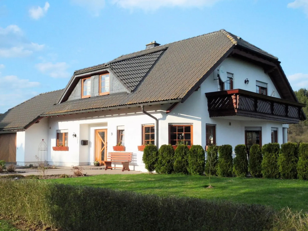 Mountain View Apartment in Medebach with Private Terrace