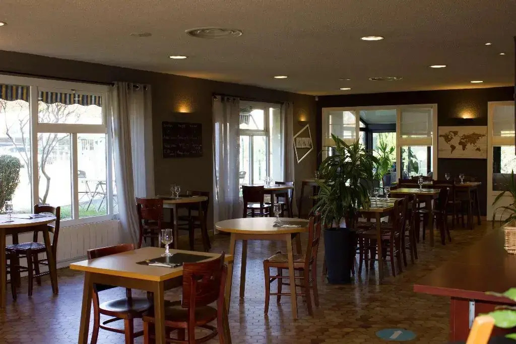 Kyriad Tarbes Odos
