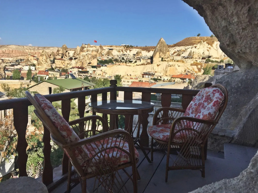 Antique Terrace Cave Suites
