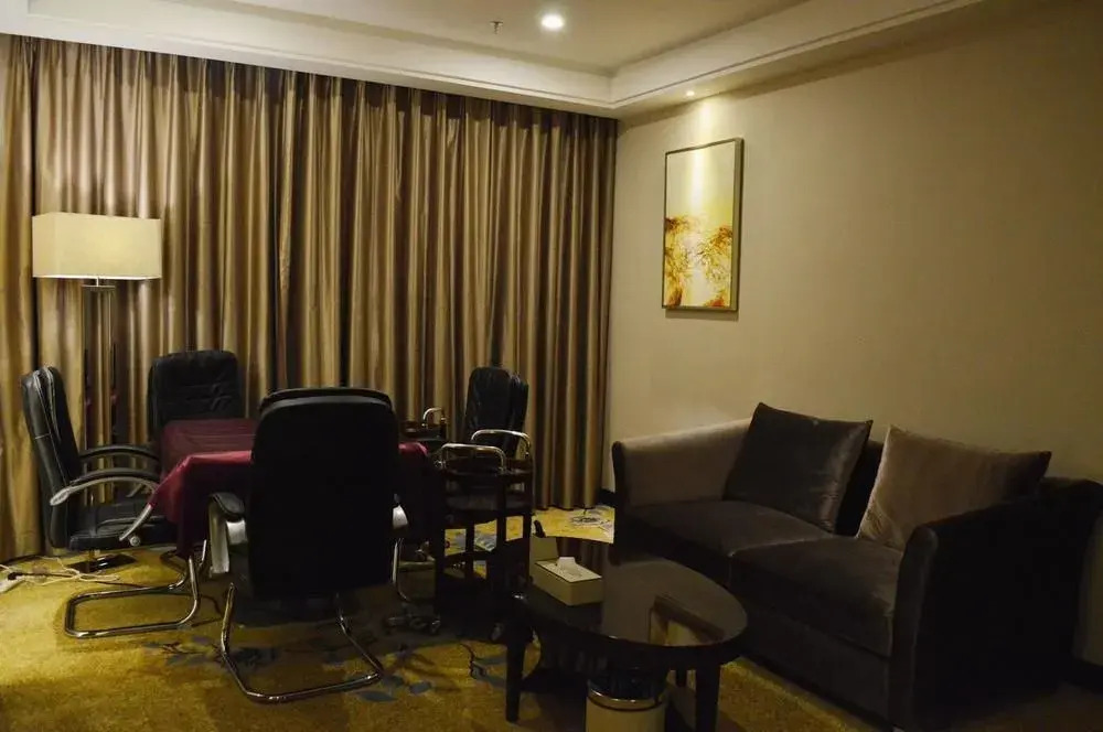 Dong Cheng Jing Jiang Hotel