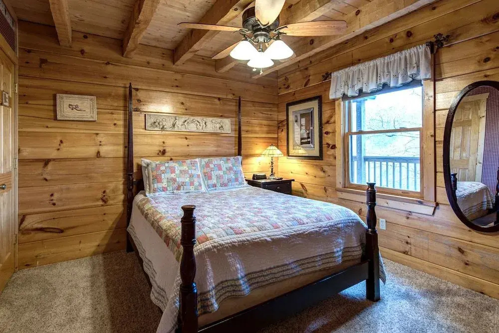 Lazy Cub Lodge